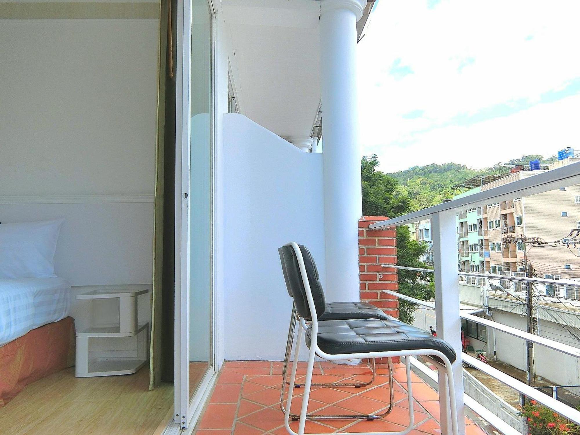 Sira Boutique Residence - Newly Renovated Patong Zewnętrze zdjęcie