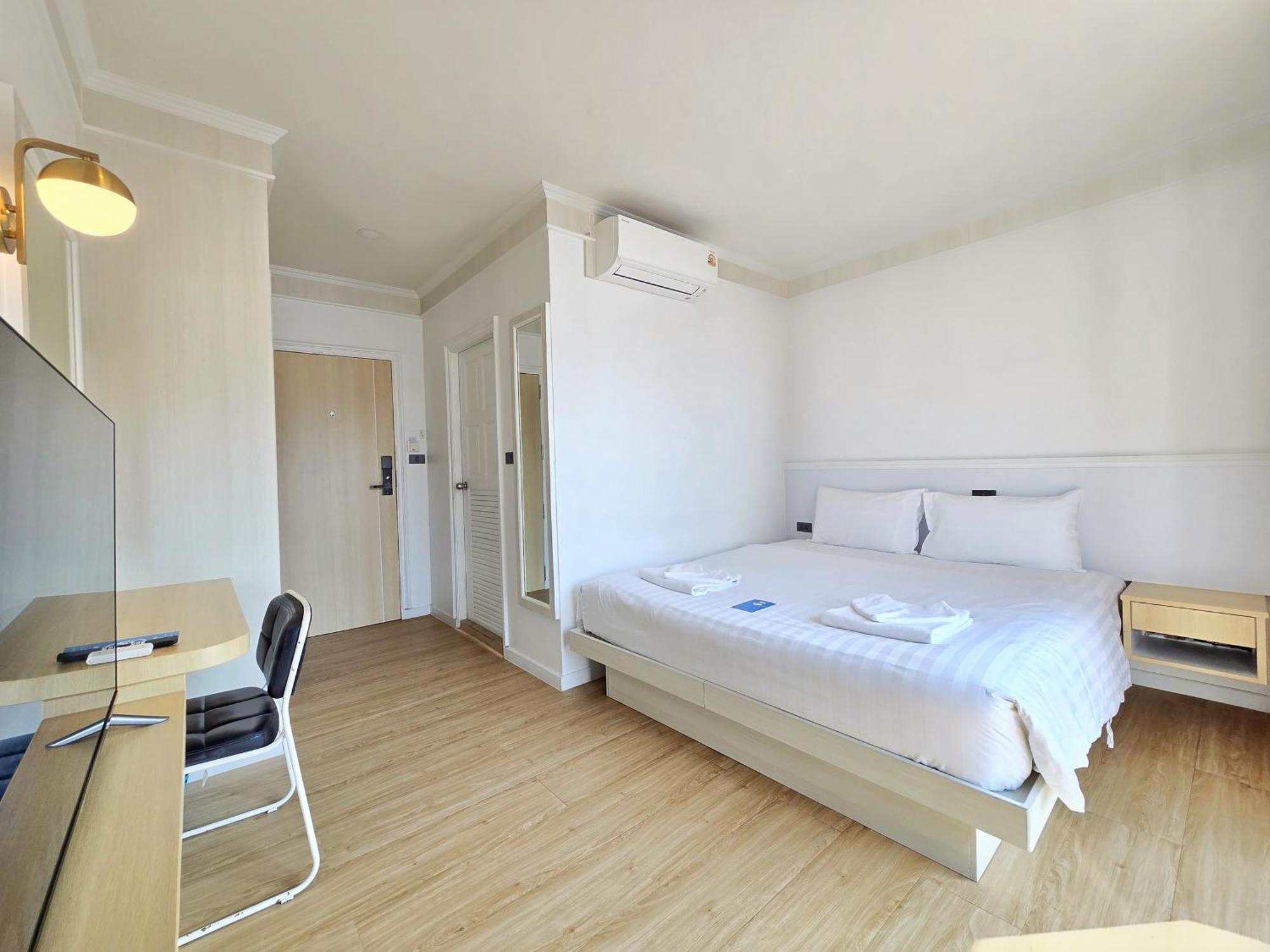 Sira Boutique Residence - Newly Renovated Patong Zewnętrze zdjęcie